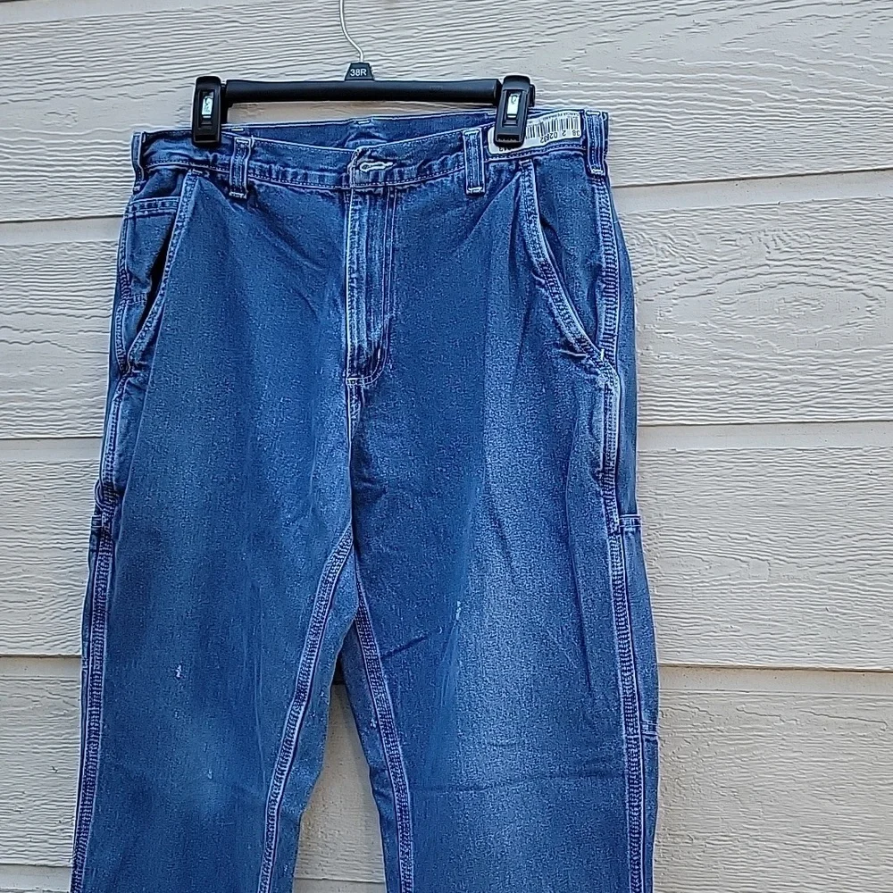 Carhartt dungaree Fit Men's jeans 5 pocket color blue size 38X32 100% cotton